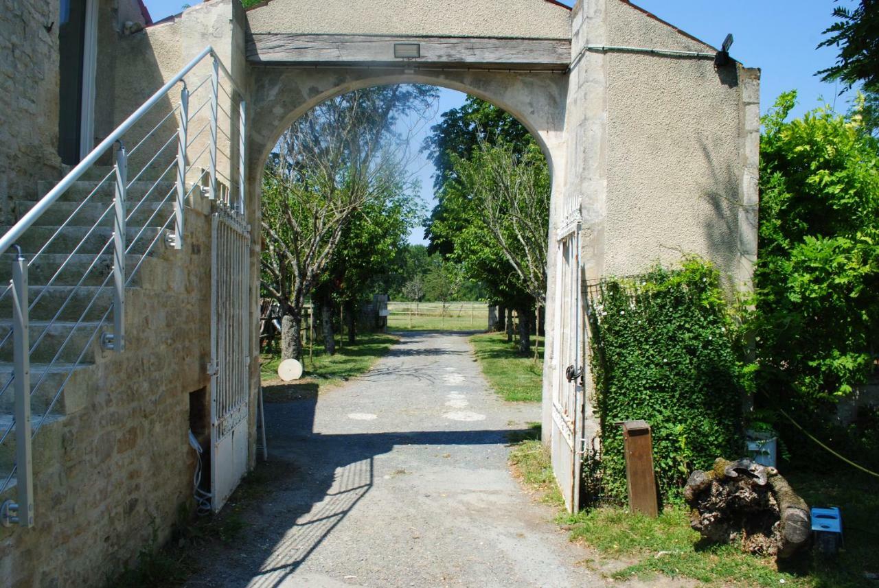 Ecurie De La Grange L'abbe *